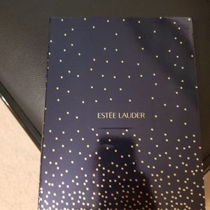 New. Estee Lauder makeup palett